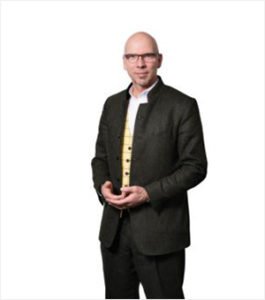 Dr. Wolf-Peter Gross Team law firm change consultants